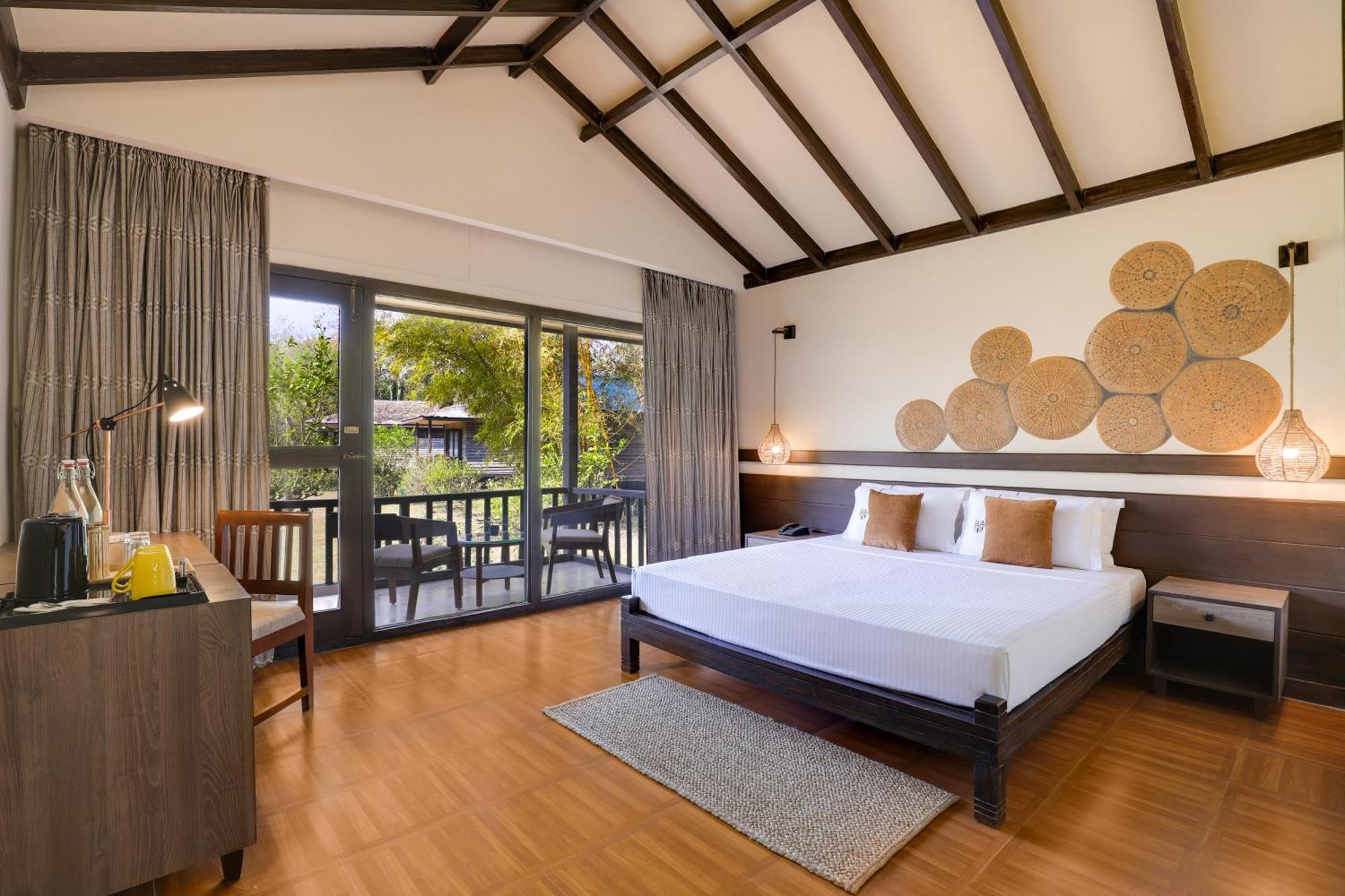 Tigerland Safari - A Lemon Tree Resort, Chitwan, Nepal Patlahara Phòng bức ảnh